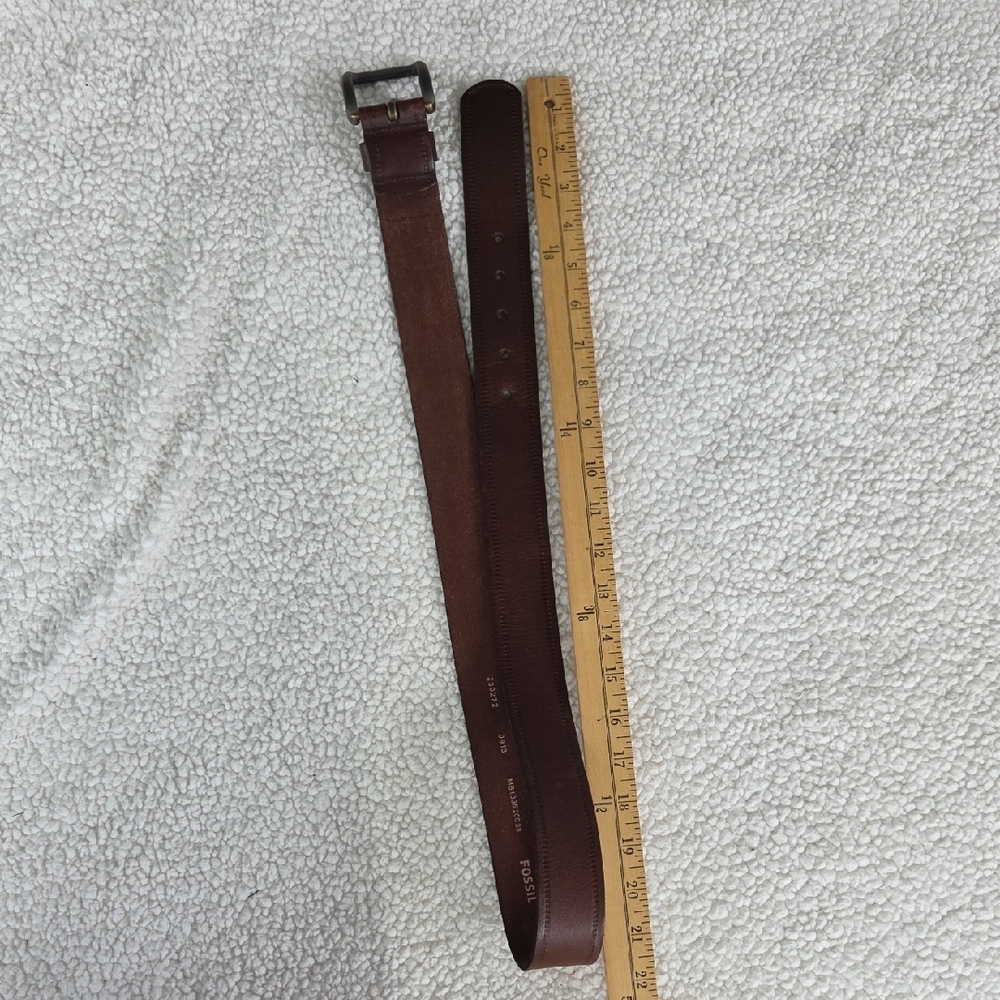 Fossil Brown Leather Belt Classic Design Size 95/38